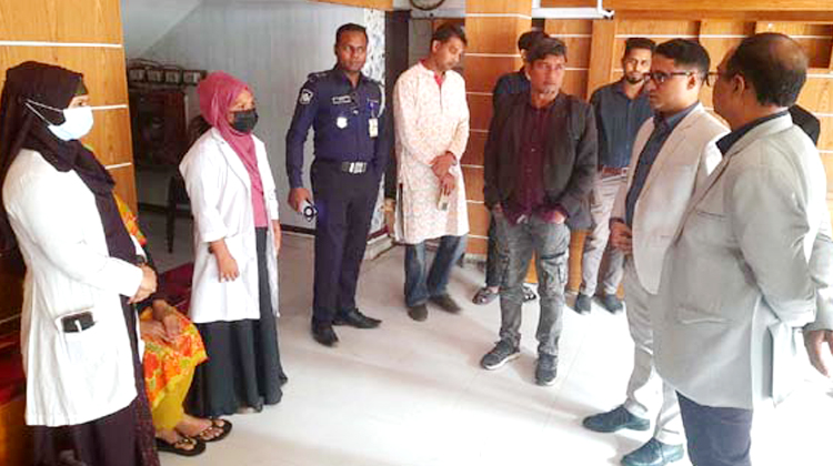 টাঙ্গাইলে লাইসেন্স না থাকায় ২ টি ক্লিনিক সিলগালা