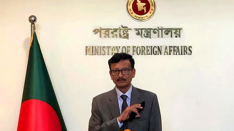 রোহিঙ্গা অনুপ্রবেশ আটকানো কঠিন হচ্ছে: পররাষ্ট্র উপদেষ্টা