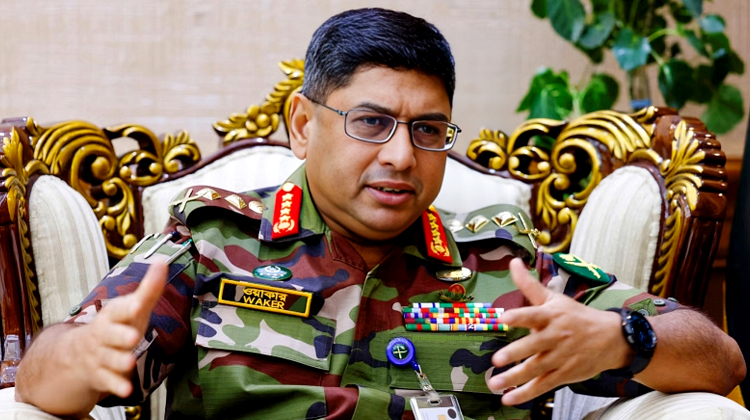 সেনাবাহিনীকে রাজনীতিতে হস্তক্ষেপ করতে দেব না, এটা আমার স্পষ্ট অঙ্গীকার: সেনাপ্রধান