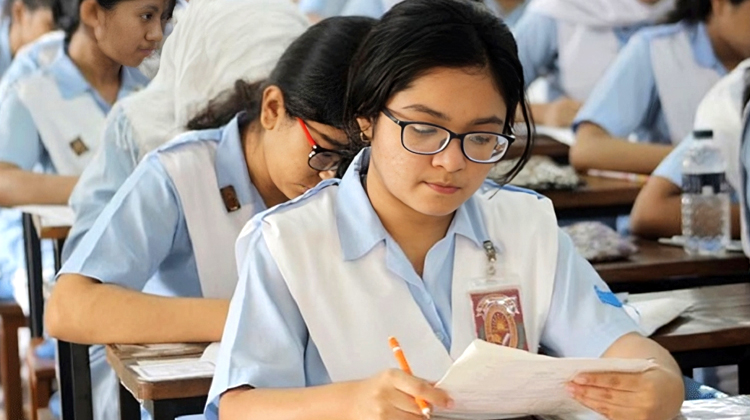 এসএসসি পরীক্ষায় টাঙ্গাইলে অংশ নিচ্ছেন ৪৮ হাজার শিক্ষার্থী